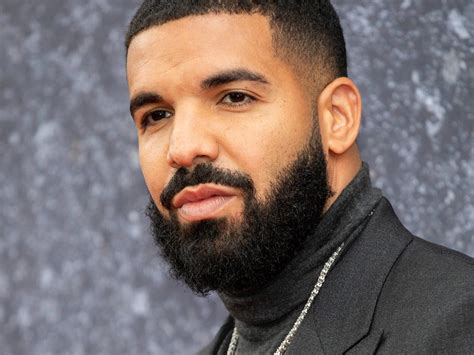 drake leaks|Drake shares photo from private jet hours after ‘leak’。